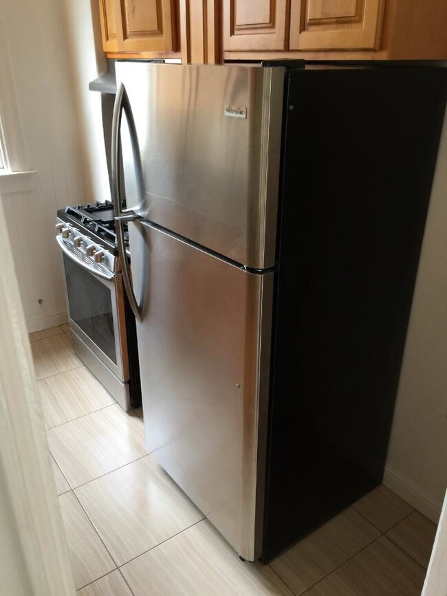 Building Photo - 119 Haight St