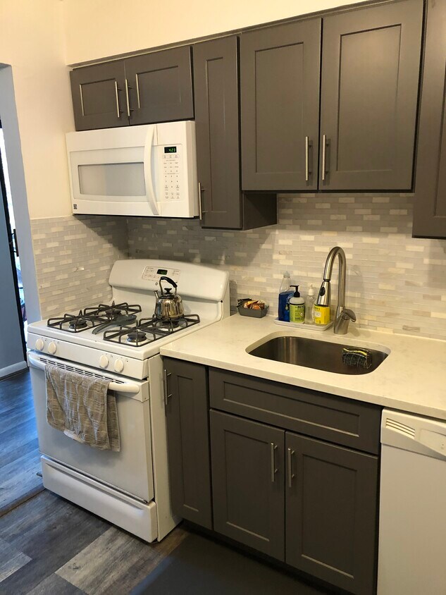 5917 Tamar Dr Unit 11, Columbia, MD 21045 Condo for Rent in Columbia