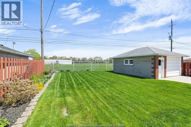 Photo du bâtiment - 446 St John St