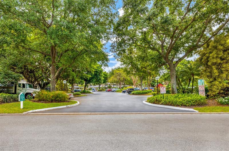 Foto principal - 800 Cypress Grove Dr