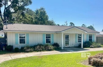 Building Photo - 4808 Sherri Ln