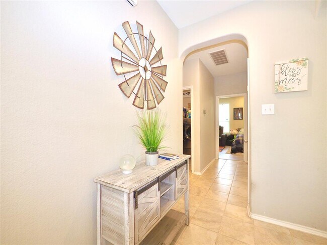 Building Photo - 201 Sheepshank Dr