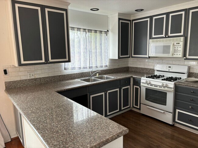 Foto del edificio - 509 E. Park Ave in Santa Maria