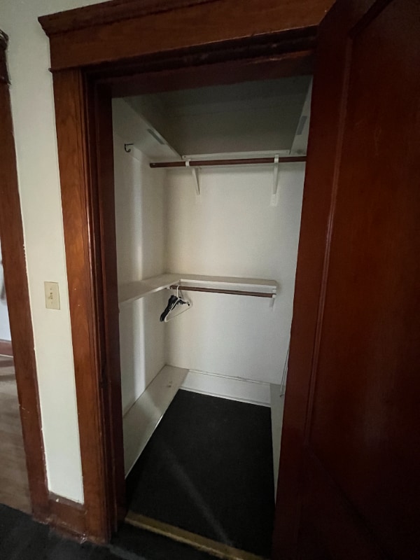 Building Photo - 3 E Main St