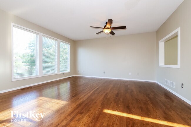Foto del edificio - 21084 W 119th Terrace