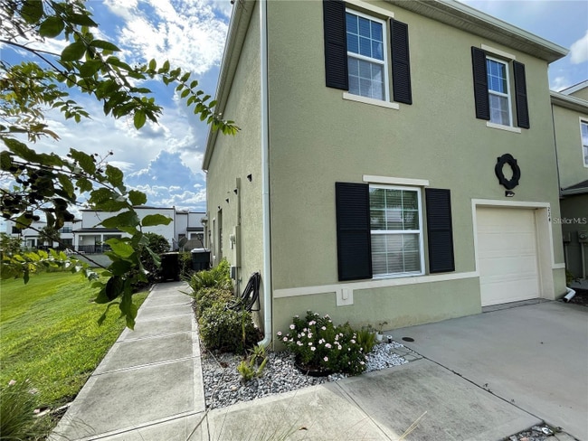 Foto del edificio - 224 Arbor Lakes Dr