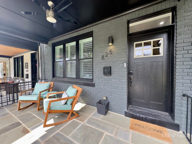 Foto del edificio - 825 Emerson St NW