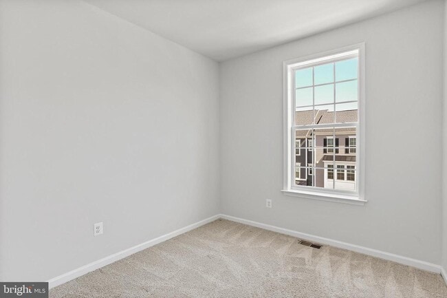 Building Photo - 1016 Highpoint Trl