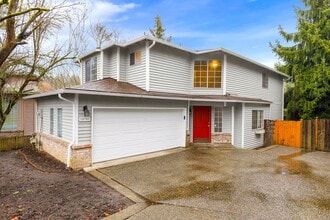Building Photo - 10708 NE 107th Pl