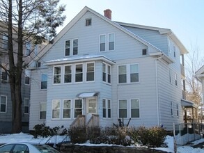 Building Photo - 64 Ward St