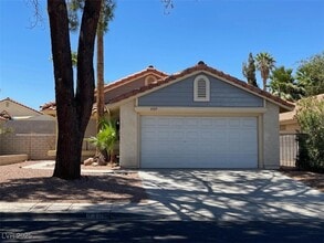 Building Photo - 8309 Palmada Dr