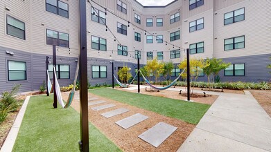 Building Photo - 1148 Silber Rd