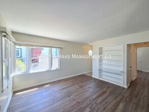Building Photo - 3223 Lemon Ave