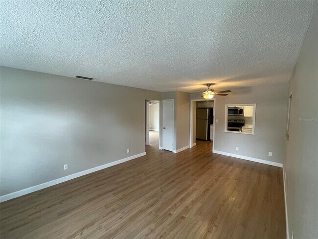 Foto del edificio - 511 Duchess Ct