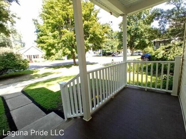Building Photo - 4 br, 1 bath House - 209 Third St