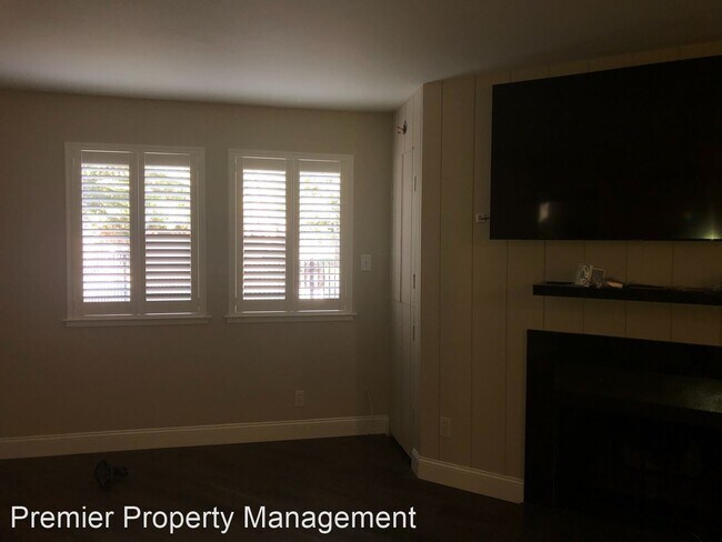 Building Photo - 1 br, 1 bath House - 5911 NEWMAN CT. #2