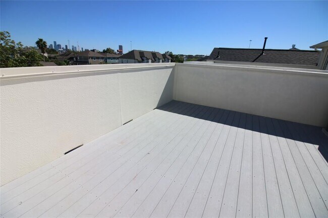 Foto del edificio - 5506 Petty St