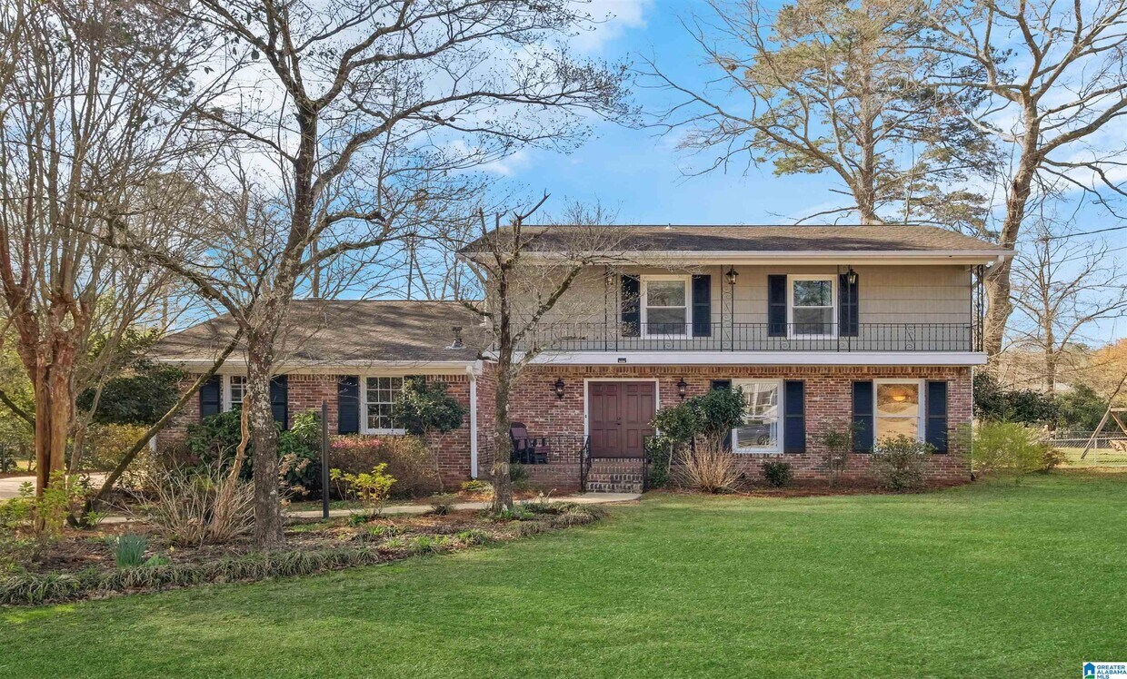 Primary Photo - 3424 Loch Haven Dr