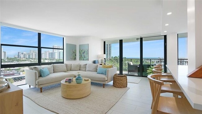 Foto del edificio - 3031 N Ocean Blvd
