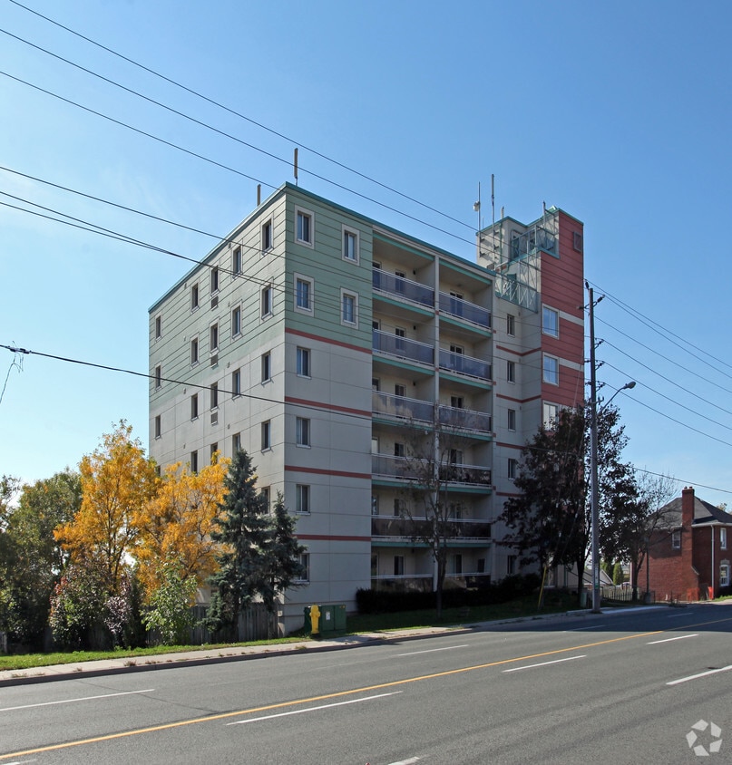 Interfaith Homes Apartments 231 Bloor St W Oshawa, ON