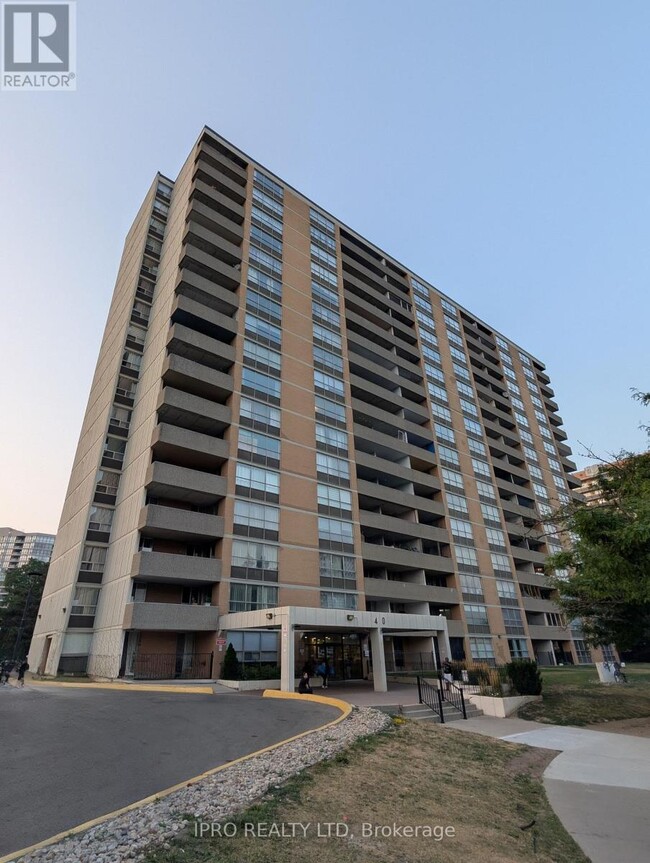 Building Photo - 40-440 Panorama Ct