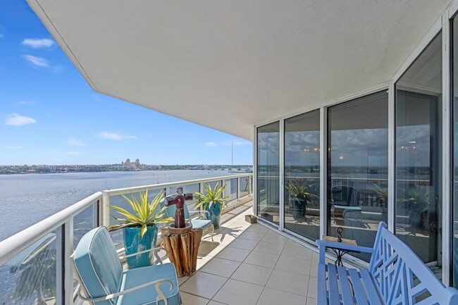 Foto del edificio - 1617 N Flagler Dr