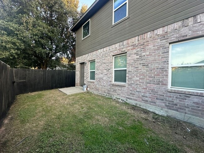 Building Photo - 9980 Rio Doso Dr