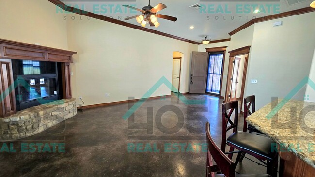 Building Photo - 3 Bed 2 Bath Choctaw Schools