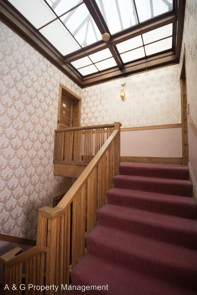 Foto del edificio - 614 Clark St