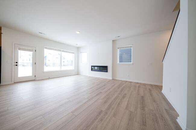 Foto del edificio - 1111 149th St W