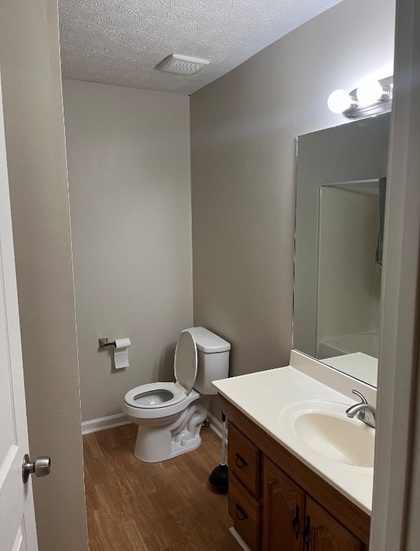 Building Photo - 285 Rosemont Garden