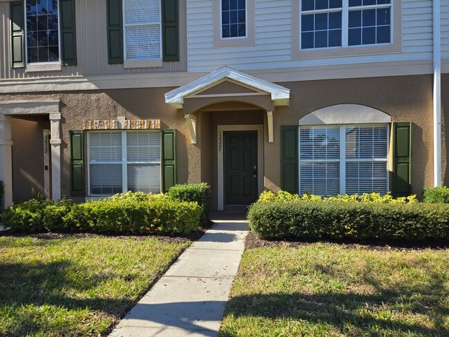 2 bedroom 2.5 bath townhome - 2 bedroom 2.5 bath townhome