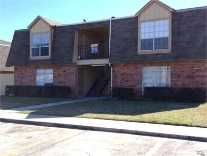 Primary Photo - 256 Monarch Drive - B