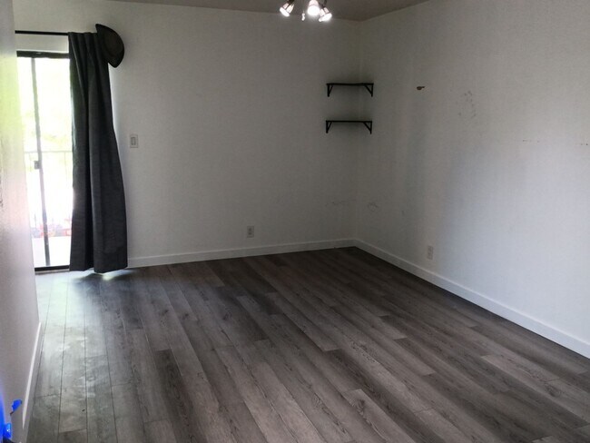 Foto del edificio - 2-bedroom, 1.5-bathroom home located in the vibrant city of Albuquerque