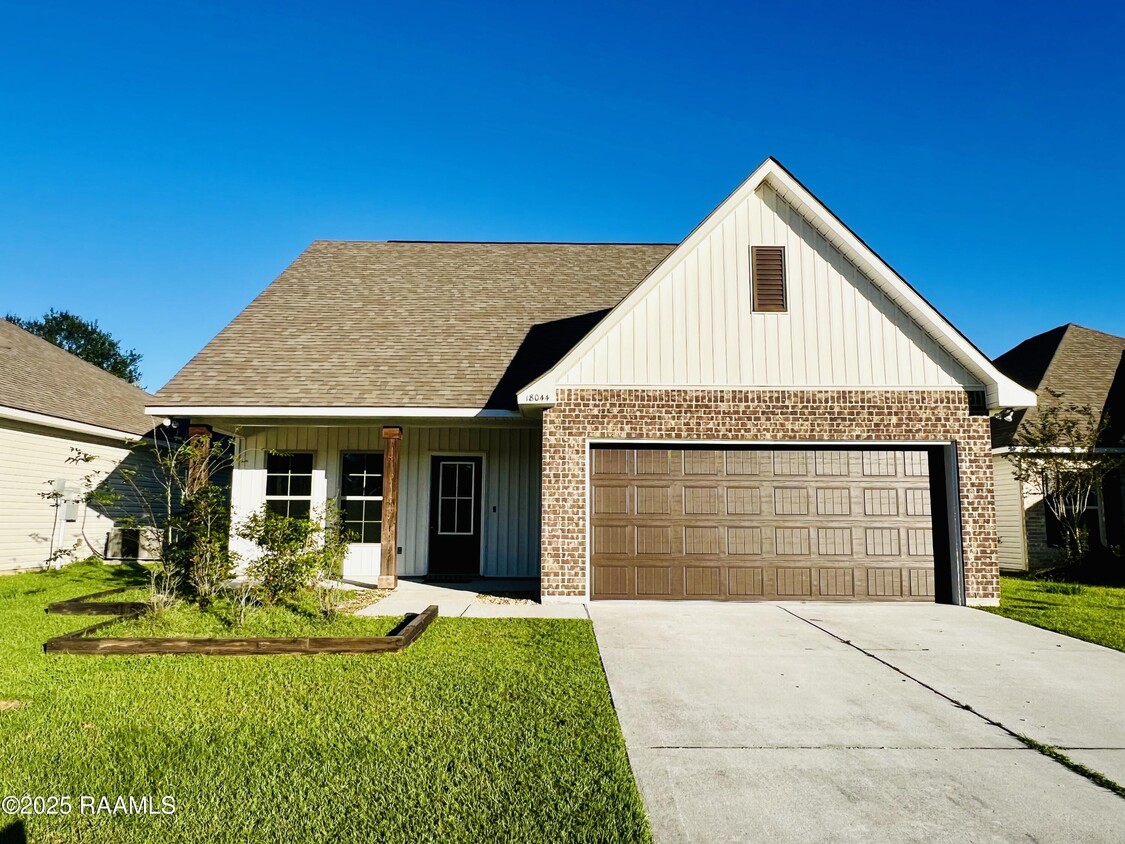 Foto principal - 18044 Terraceside Dr