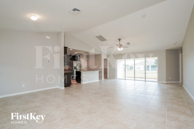 Foto del edificio - 1114 SW 40th Terrace