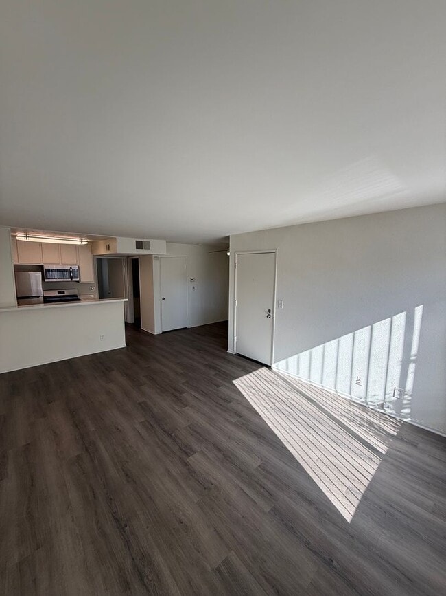 Interior Photo - Windward Isle