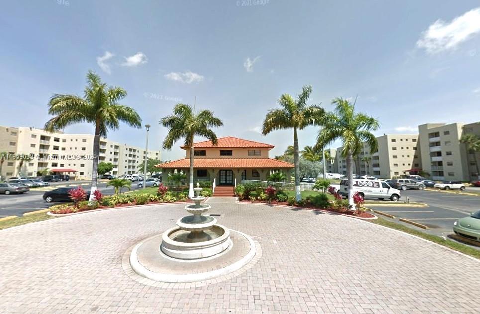 Foto principal - 8075 NW 7th St