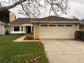 Building Photo - 4361 Poinsettia St