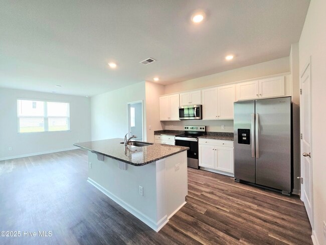 Building Photo - 4277 Blossom Hl Dr