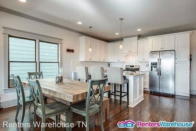 Building Photo - 3 br, 2.5 bath House - 1807A Sevier Street