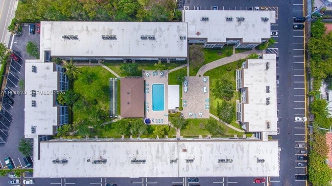 Building Photo - 1501 S Ocean Blvd