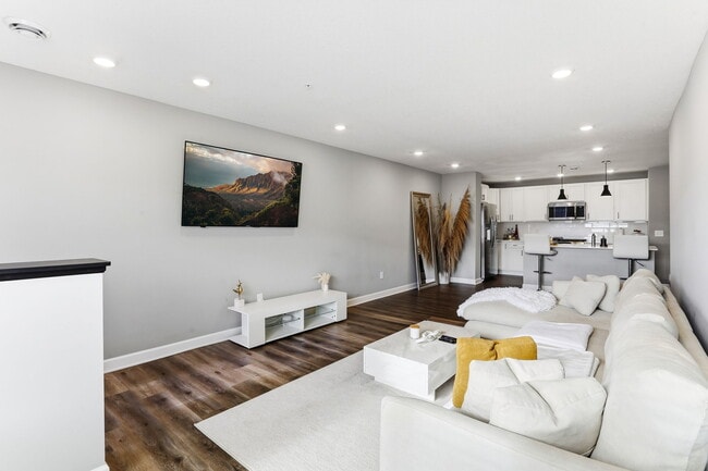 Foto del edificio - 8027 149th Xing NW