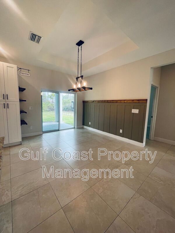 Building Photo - 4646 Brasher Ave
