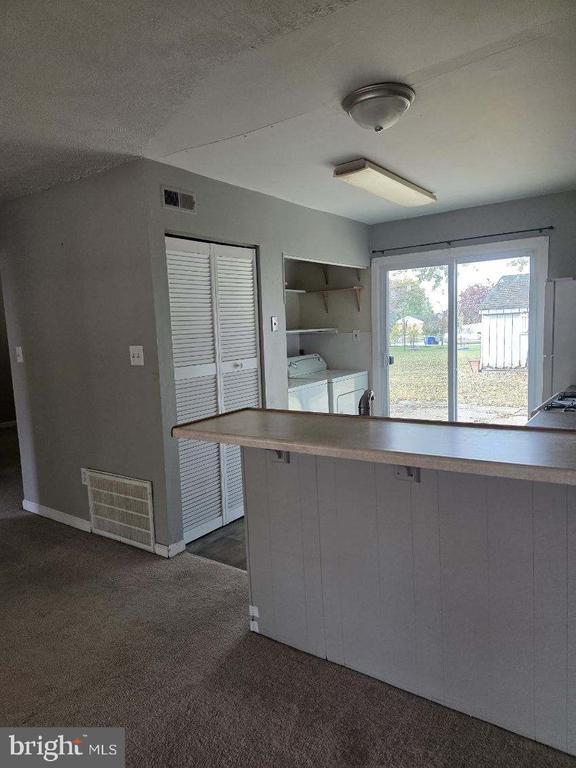 Foto del edificio - 10 Archer Cir