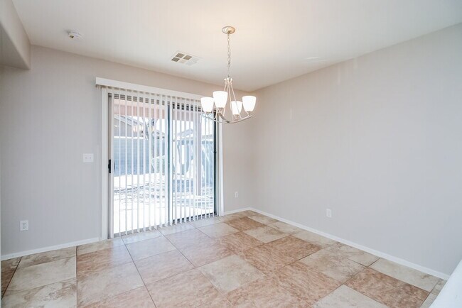 Foto del edificio - 2305 W Gold Dust Ave