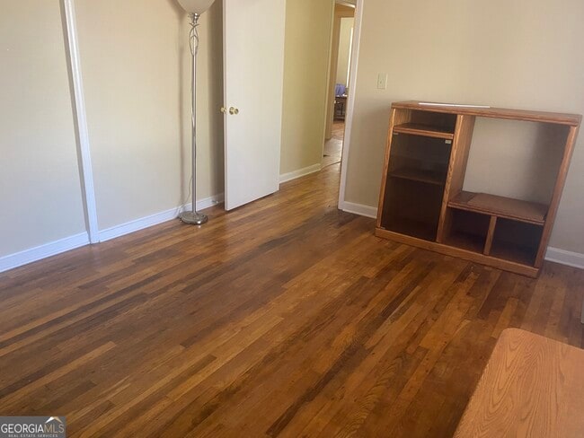 Foto del edificio - 155 Mimosa Dr