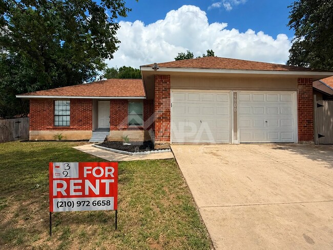 Photo - 4900 Timber Trace St House
