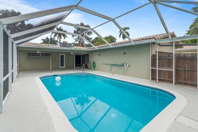 Foto del edificio - 3 br, 2 bath House - 1047 Buchanan Street