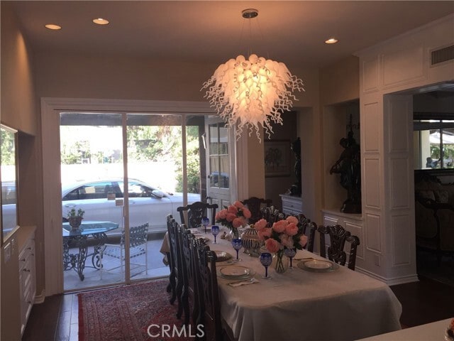 Foto del edificio - 10715 Plumas Way